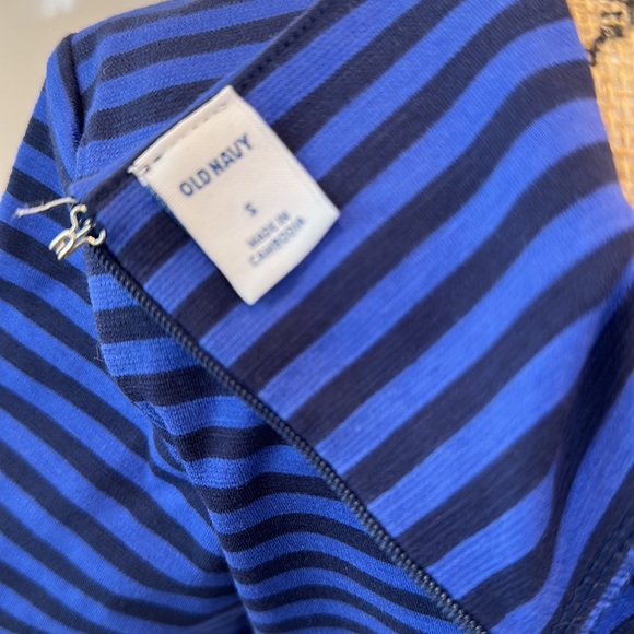 Old Navy Dress - Picture 3 of 4